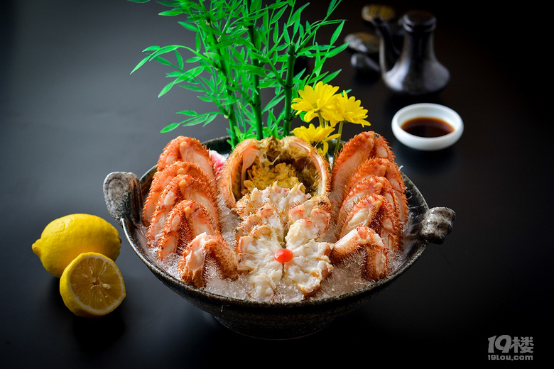 毕业最后约约约约约约约约一次，在这10家餐厅里再尽性当一次小孩