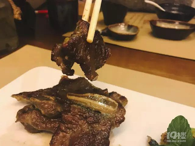 毕业最后约约约约约约约约一次，在这10家餐厅里再尽性当一次小孩