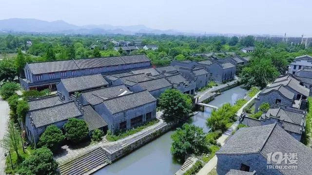 距西湖6公里,中国最美湿地中的这家民宿就为了“让你发呆”