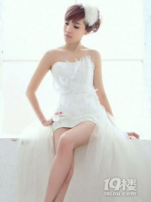 新娘婚前快速瘦腿方法 展现婚礼好身材