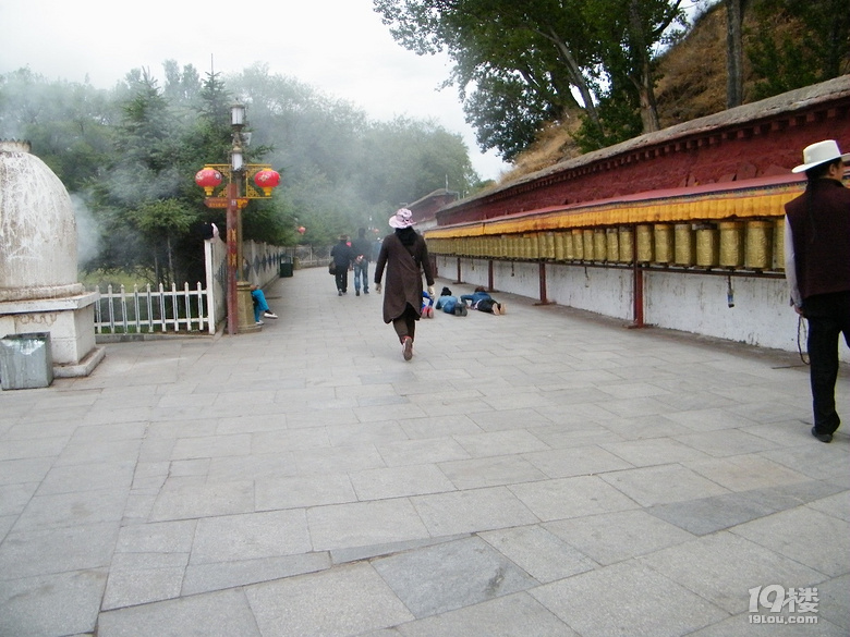 西藏的西邊的那片天-------一次說走就走的旅行