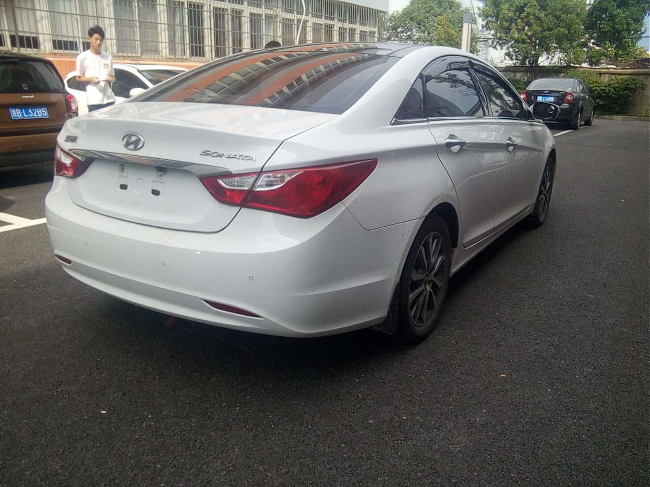 精品白色索八 2.0顶配