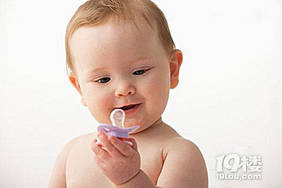 宝宝不吃奶瓶怎么办 妈妈这样做就好