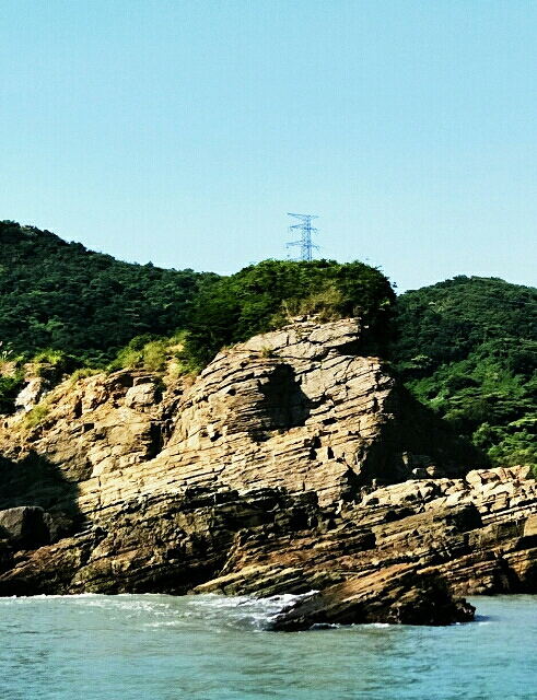 悬山岛漂流木之家