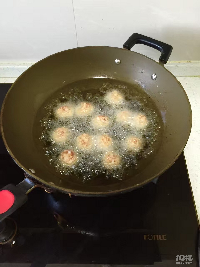 慎點!怕你愛上我...我都佩服我自己。