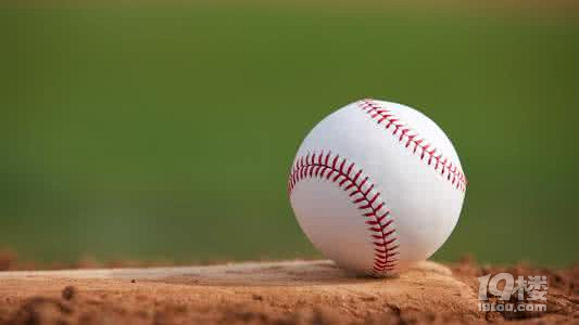 垒球和棒球的区别 带你认识垒球和棒球