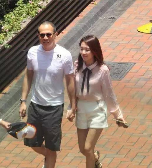 李泽楷新欢入住上亿豪宅,但梁洛施就一定输了