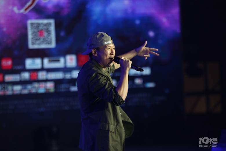 2017《中国红人赛》造星全面开启 “红人”时代实力与颜值齐飞