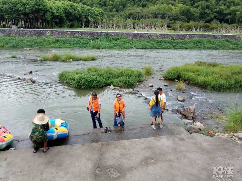 自駕游札記之三:覆卮山冰川漂流記