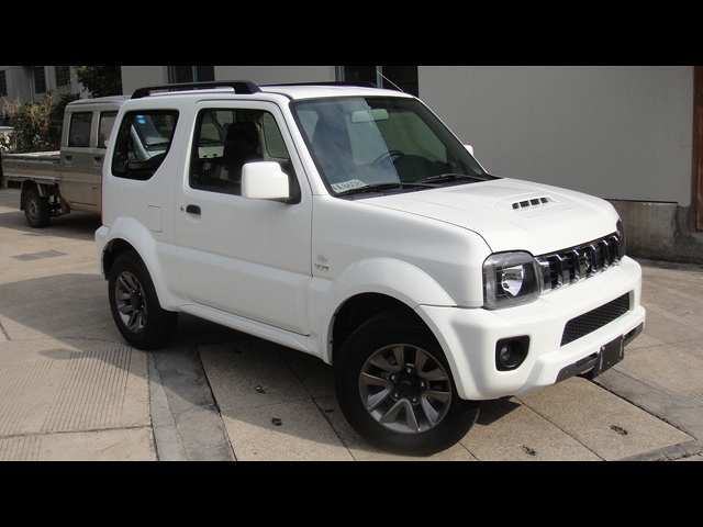 出个1年自动白色铃木吉姆尼