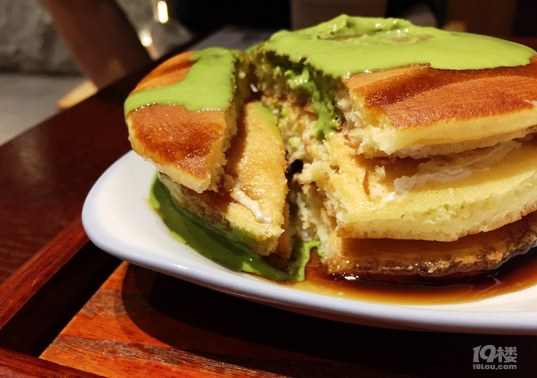 【7隊(duì)】本來(lái)想吃一身綠,沒(méi)想到吃的么么黑