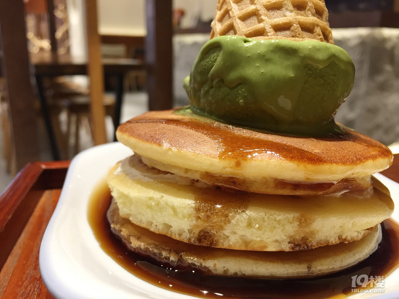 【7隊(duì)】本來(lái)想吃一身綠,沒(méi)想到吃的么么黑