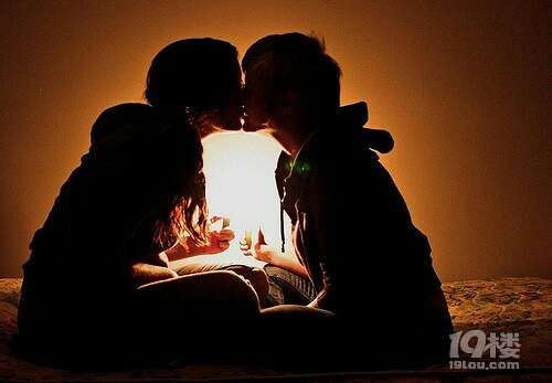 就算与世界为敌,也要爱你到底…