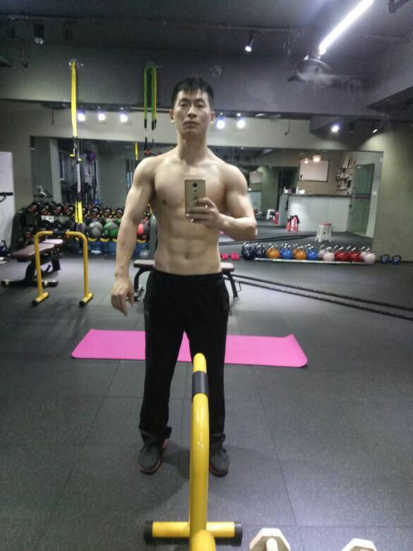 风里雨里,我在这里等你