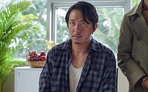 居然是《唐人街探案》中的油腻邋遢沉默寡言变态大叔……还被拍到生活