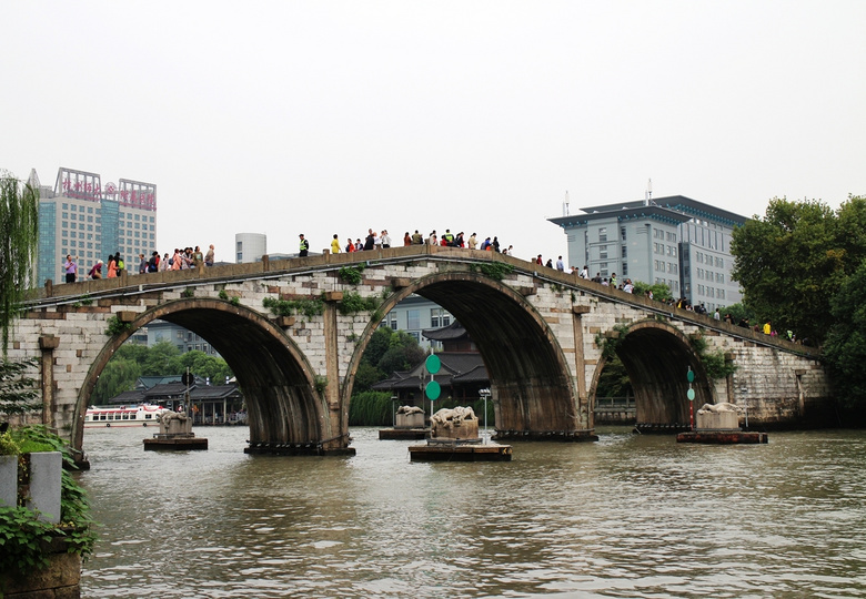 小河直街.拱宸桥