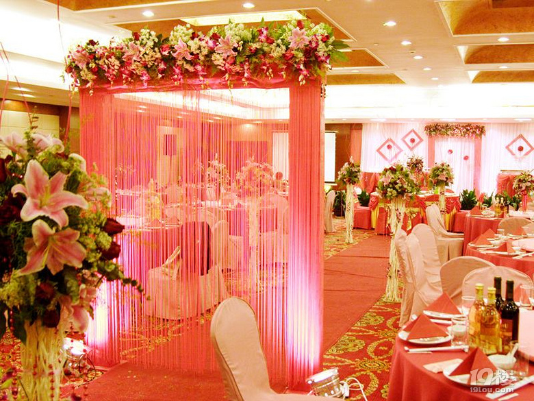 婚宴中突然停电,西安一对新人拒付余款被起诉