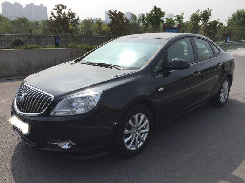 别克英朗gt1.6at高配 黑色