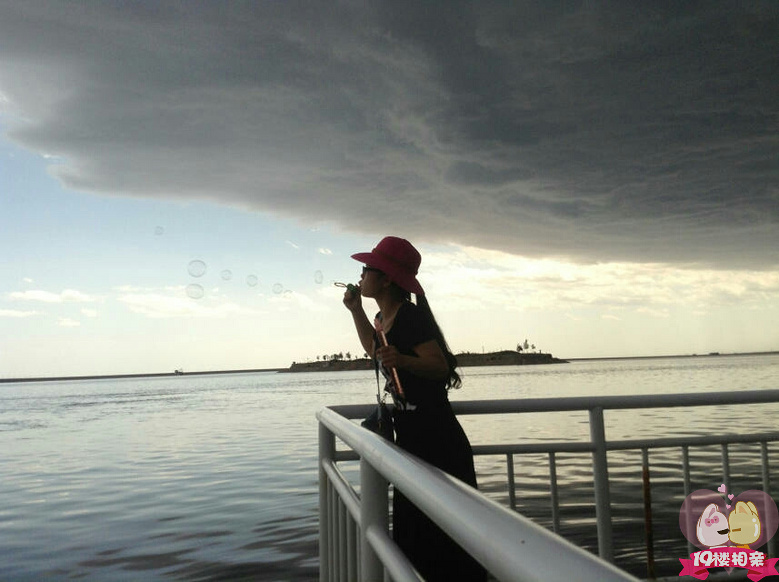 我向往的爱情:我崇拜你像个英雄,你疼爱我_相