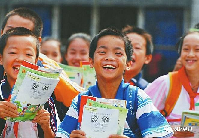 九年义务教育升级为十二年,是真的吗?教育部这