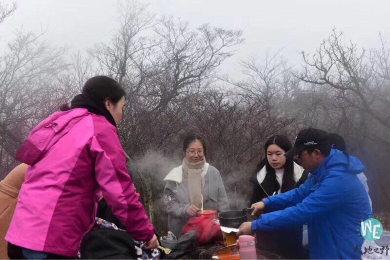徒步7小时,吹最冷的风走最野的路,记录被登山精附体的一天