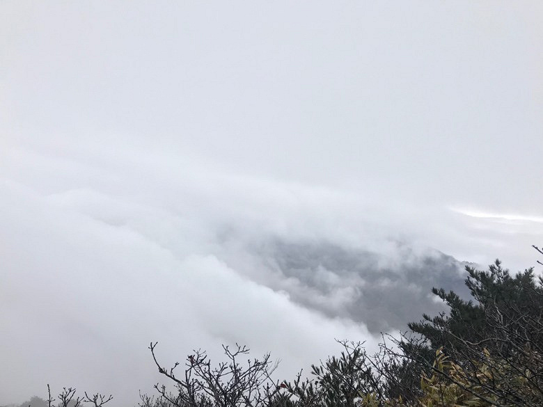 徒步7小时,吹最冷的风走最野的路,记录被登山精附体的一天