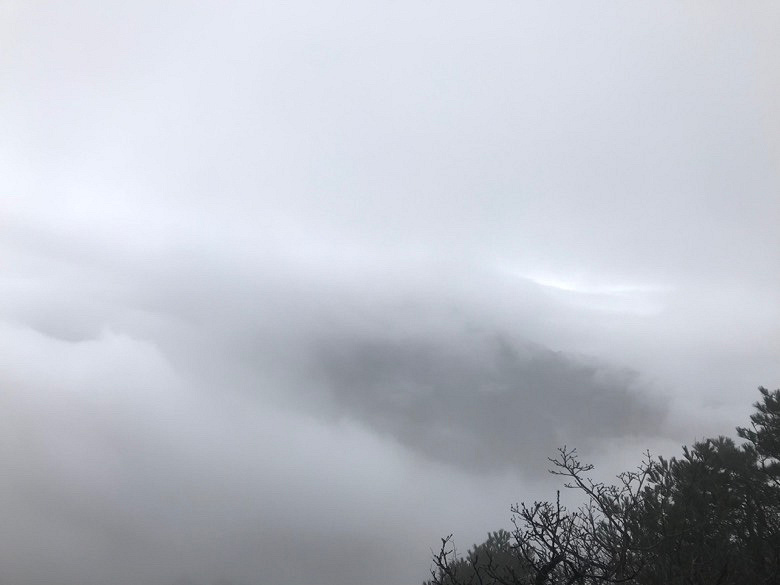 徒步7小时,吹最冷的风走最野的路,记录被登山精附体的一天