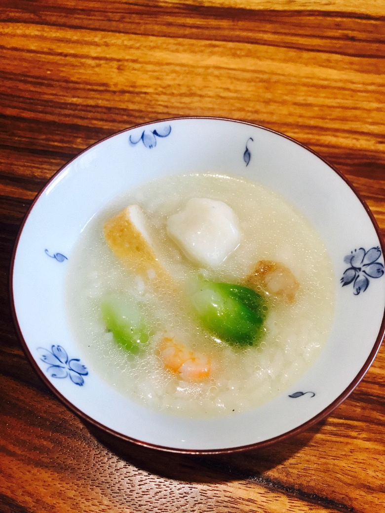 三鲜娃娃菜泡饭,用了娃娃菜的小孢子,微苦