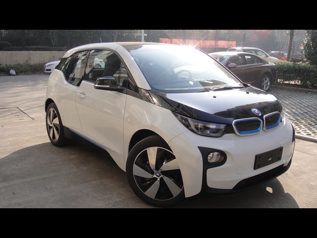 出最新款续航270公里宝马i3电动车