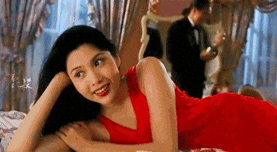 邱淑贞作为当时香港美女的一个代表,性感中带有清纯,像小野猫一样撩人