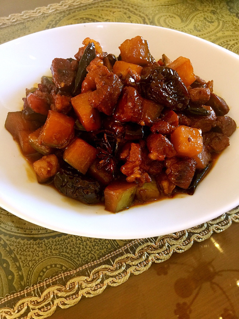 【冬天吃什么】砂锅牛腩炖萝卜、羊肉烧萝卜、
