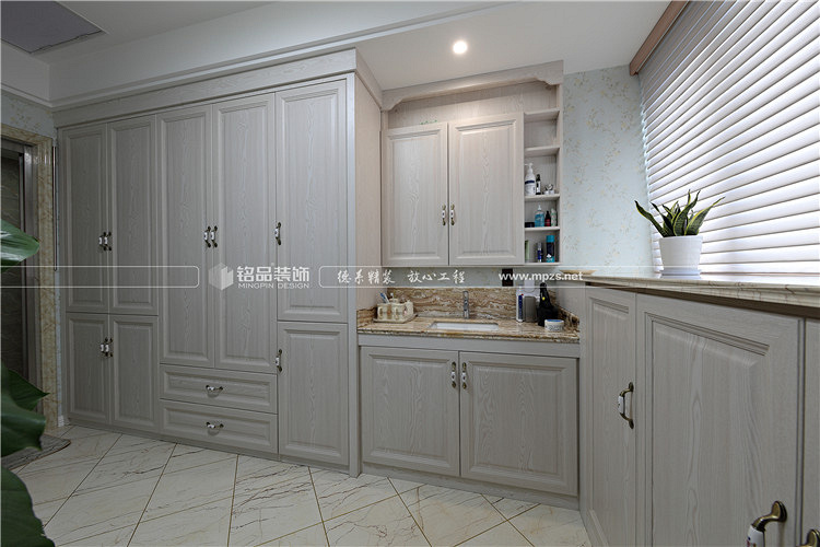 ��2017��Ʒ����̩ܰͥ������ʽ|����ʦ�İ������