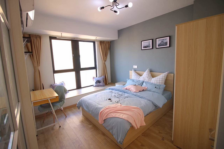 美都广场旁 都景公寓 精装单身公寓 朝南 带阳台