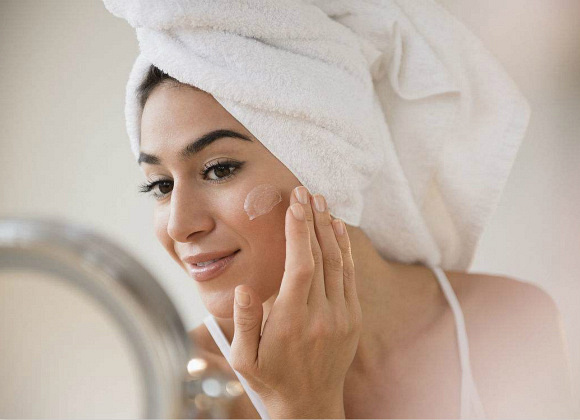 激素脸皮肤角质层薄、泛红发烫，怎么护理?