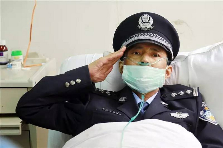 感动中国警察图片