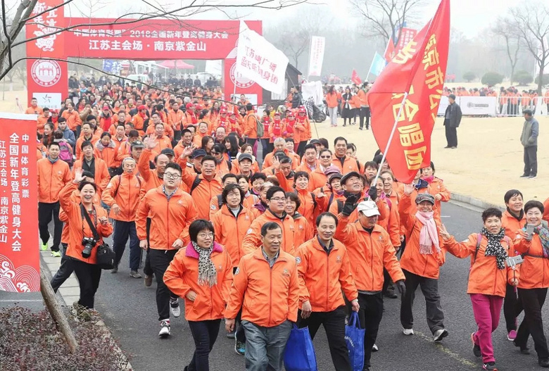登高欲穷千里目,凭栏望远再启航