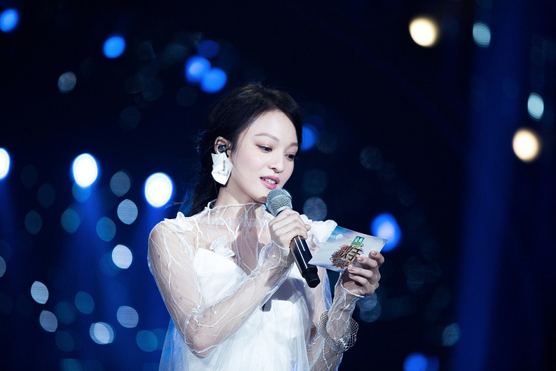 【鼓掌】《歌手》归来,没想到"除了来教唱歌"的"结石姐",他