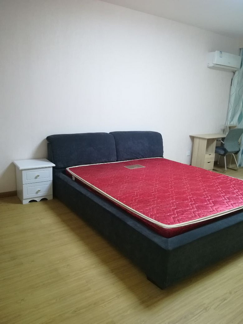 个人房东直租萧山人民广场地铁站恒隆广场对