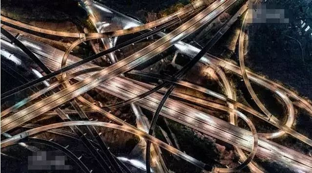 2,最复杂立交桥&mdash;&mdash;黄桷湾立交