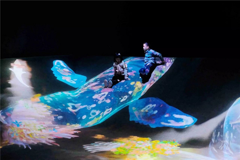 1800㎡限时未来游乐场,玩过的孩子都着了魔…