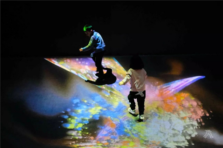 1800㎡限时未来游乐场,玩过的孩子都着了魔…