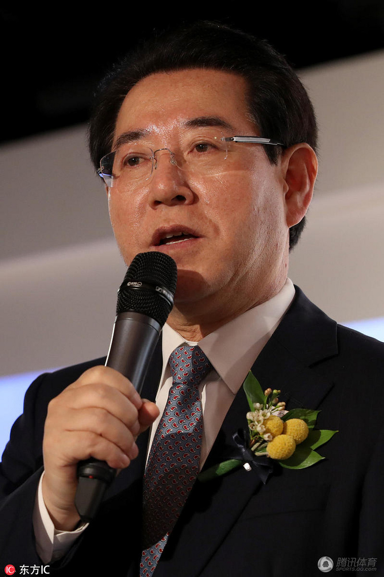 高清:食品供应商与冬奥委会签约合同 运动员食