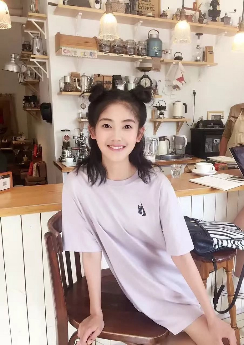 抢baby的风头,曾被贾静雯狂扇巴掌,有望成为下