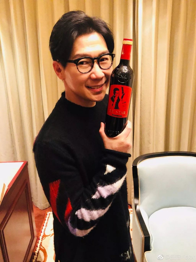 【夜问idol】暖男界最会唱苦情歌的他,私底下竟