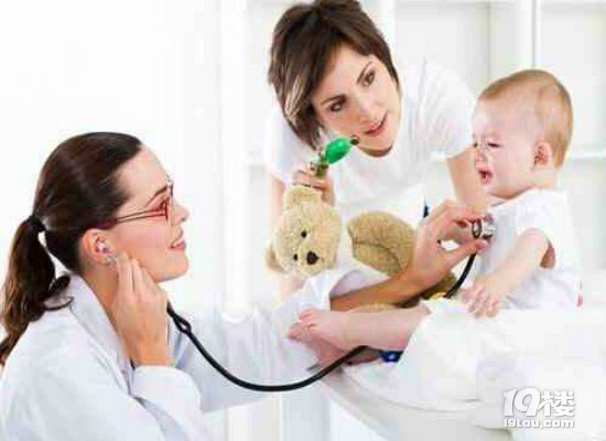 宝宝肺炎的早期症状 如何辨别肺炎和感冒