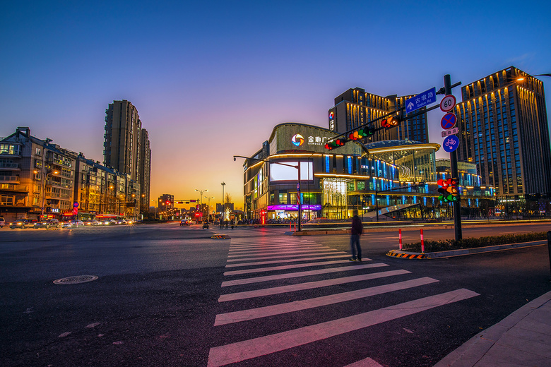 金地廣場夜景