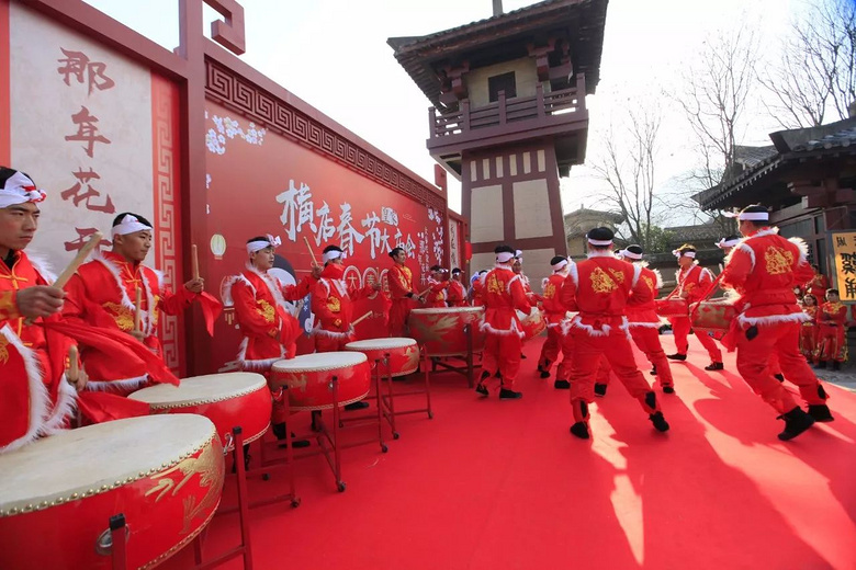 几岁谈恋爱几岁结婚几岁生孩子?太多烦心的问