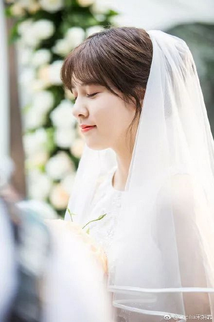 江疏影剧里穿的婚纱都是2018的新趋势-谈婚说嫁-结婚大本营-杭州19楼