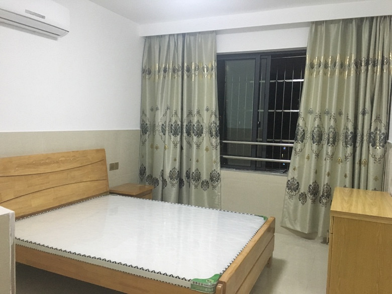 城西银泰附近方家花苑一个朝南单间出租,拎包