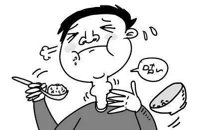 吃饭噎住了，赶紧喝水顺顺，结果…太可怕